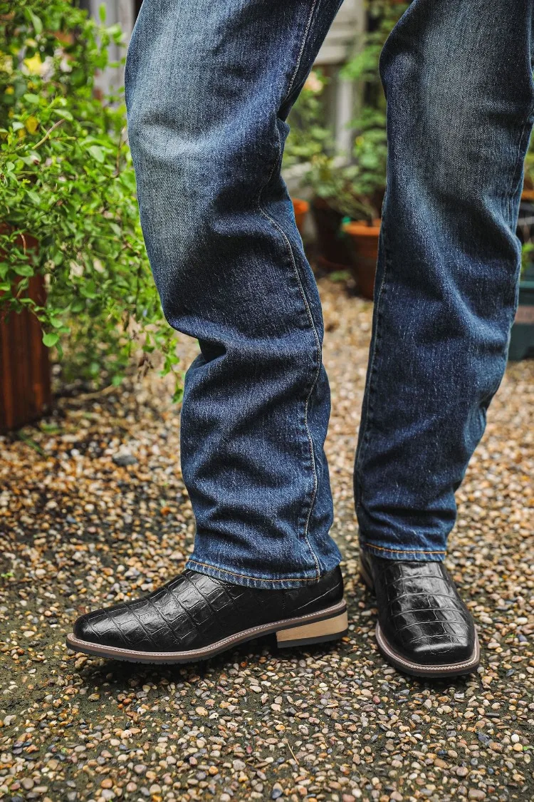 Bota Masculina Estilo Cowboy – Cano Alto com Bordado e Estampa Imitando Couro de Crocodilo | Modelo Western - Imagem 6