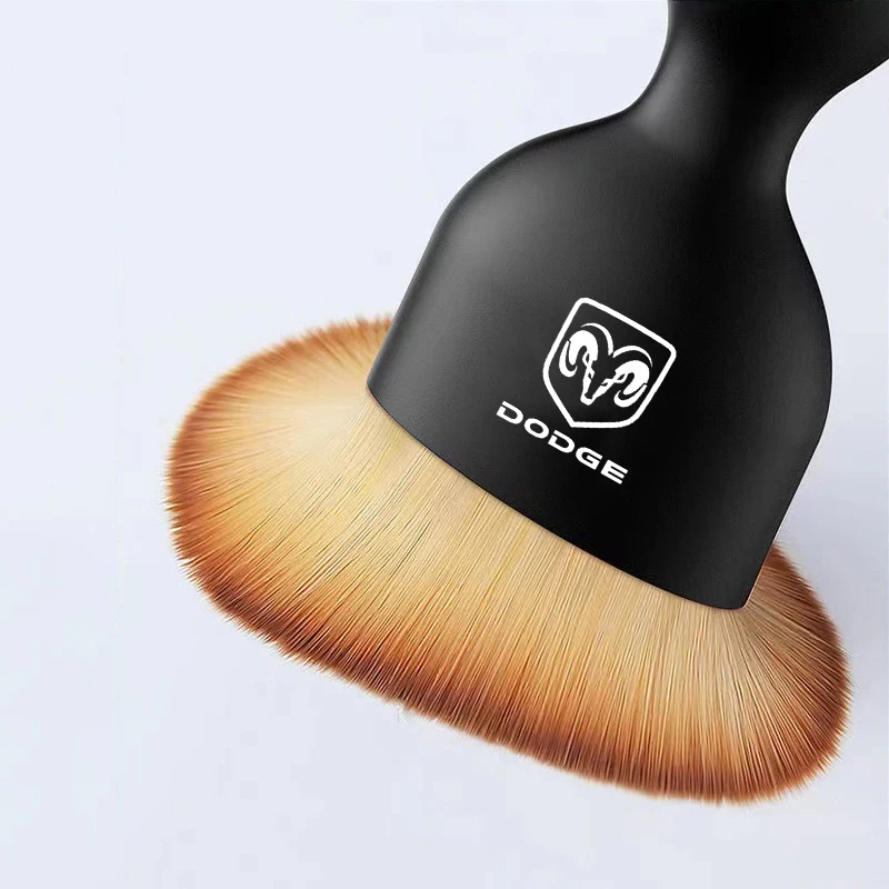 Escova de Limpeza Automotiva – Cerdas Macias para Cantos e Painéis - Imagem 4